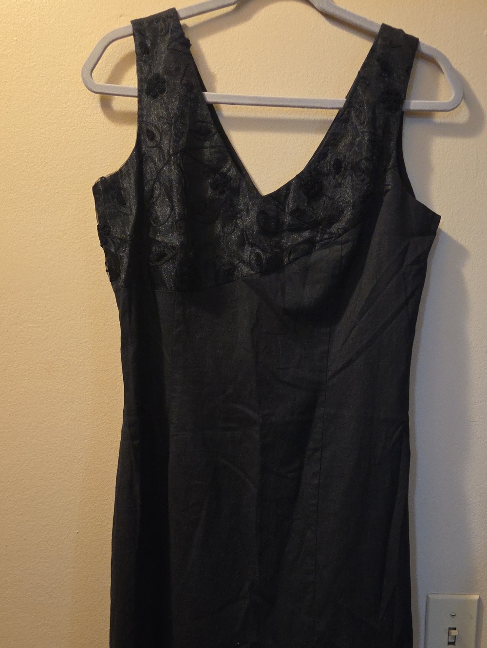 Newport News Black V-Neck Midi Dress with Textured Bodice